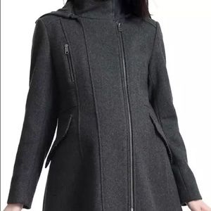Kimi & Kai Cordell’s Wool blend Hooded maternity coat